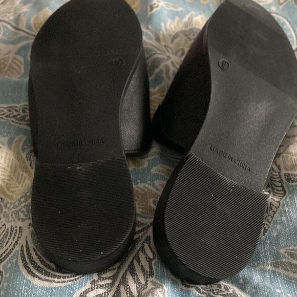 Gap Black Mules - Picture 2 of 4